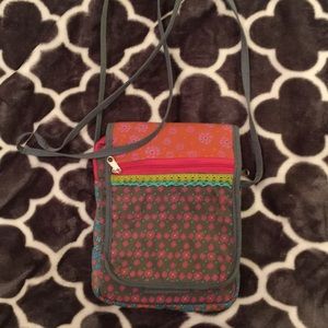 Colorful crossbody
